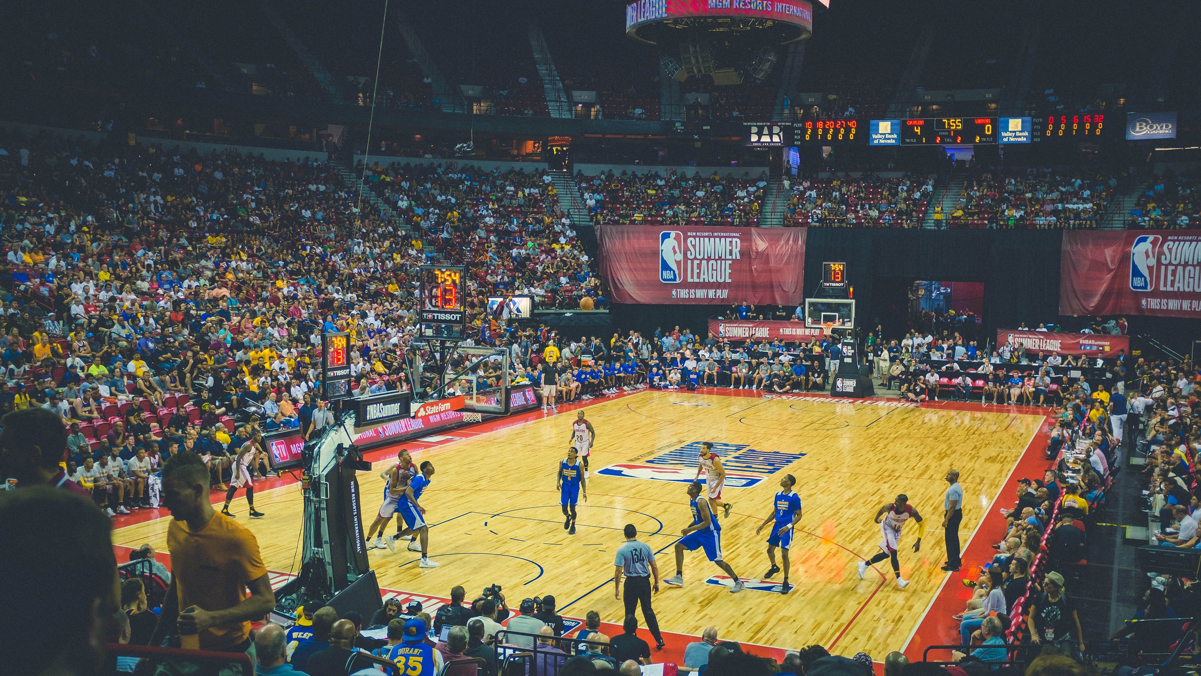 发球，费德勒的迷离末局与篮网的制胜开端，一掷定乾坤，费德勒的末局迷雾与篮网的制胜开局